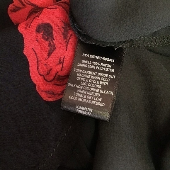 Sanctuary anthropologie gothic roses cold Shoulder top - Picture 3 of 8